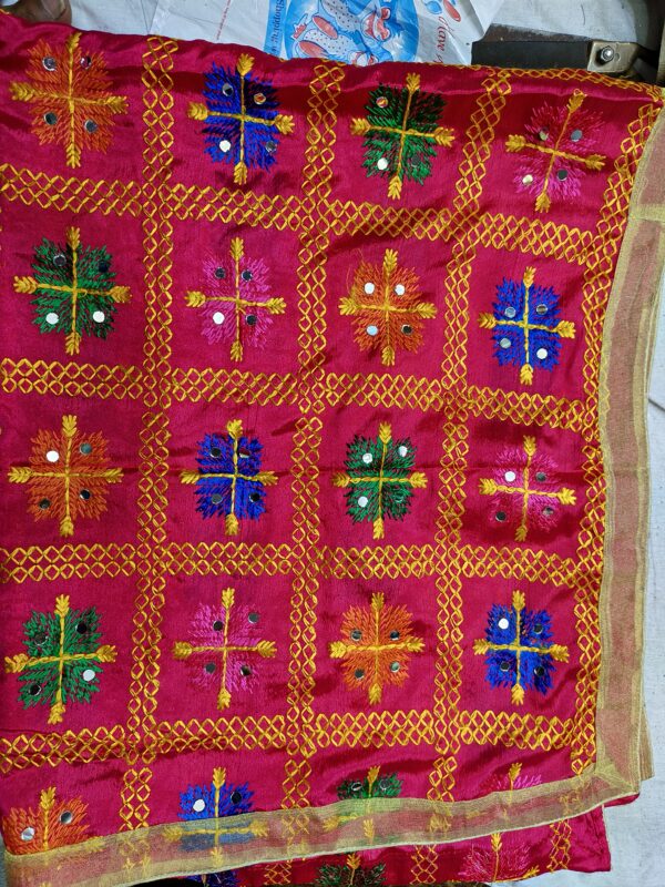 Women's duppata phulkari dupatta